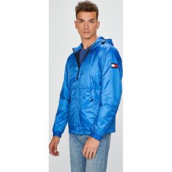 Tommy Hilfiger - Kurtka. Niebieskie płaszcze męskie TOMMY HILFIGER, xxl, bez wzorów, z poliesteru, krótkie, z kapturem. W wyprzedaży za 699,90 zł.