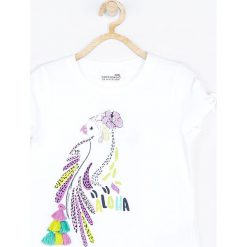 Coccodrillo - T-shirt dziecięcy 92-122 cm. Białe bluzki dziewczęce COCCODRILLO, z aplikacjami, z elastanu, z okrągłym kołnierzem, z krótkim rękawem, krótkie, bez kaptura. W wyprzedaży za 29,90 zł.