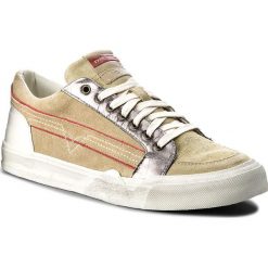 Sneakersy DIESEL - S-Grindd Low Lace Y01698 P1652 T2066 Candied Ginger. Brązowe sneakersy męskie Diesel, na co dzień, bez wzorów, ze skóry, bez zapięcia. W wyprzedaży za 419,00 zł.
