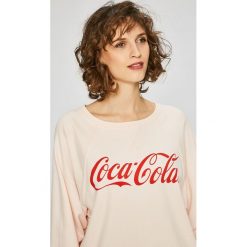 Review - Bluza. Różowe bluzy damskie z nadrukiem marki Review, s, z bawełny, bez kaptura. W wyprzedaży za 79,90 zł.