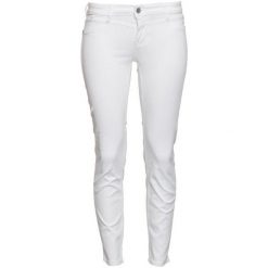 Mustang Jeansy Damskie Jasmin 28/32 Białe. Białe jeansy damskie Mustang, z jeansu. Za 332,00 zł.