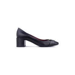 Czółenka RISA. Czarne czółenka peep toe marki Gino Rossi, ze skóry. Za 199,90 zł.