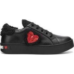 Love Moschino Tenisówki Czarny. Czarne trampki i tenisówki damskie Love Moschino, z aplikacjami, ze skóry, bez zapięcia. Za 893,95 zł.
