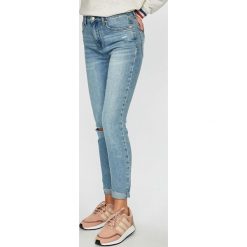 Tally Weijl - Jeansy Spadessom. Niebieskie jeansy damskie TALLY WEIJL, bez wzorów, z elastanu, z podwyższonym stanem. W wyprzedaży za 119,90 zł.