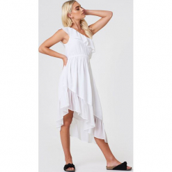 Andrea Hedenstedt x NA-KD Asymetryczna sukienka na jedno ramię - White. Białe sukienki asymetryczne marki Andrea Hedenstedt x NA-KD, z asymetrycznym kołnierzem. Za 161,95 zł.