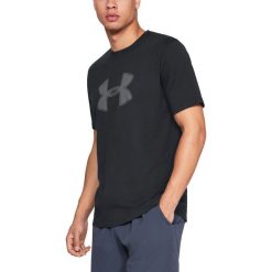 Under Armour Koszulka Czarny. Czarne podkoszulki męskie Under Armour, m, z nadrukiem, z bawełny, z krótkim rękawem. Za 119,95 zł.
