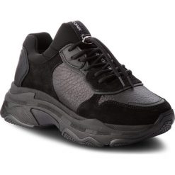 Sneakersy BRONX - 66167-G BX 1525 Black 1. Czarne półbuty damskie Bronx, bez wzorów, ze skóry, bez obcasa, na płaskiej podeszwie, bez zapięcia. W wyprzedaży za 349,00 zł.