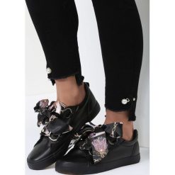 Czarne Buty Sportowe Dangerous Night. Brązowe buty sportowe damskie marki vices. Za 79,99 zł.
