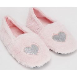 Kapcie damskie: Pluszowe slippersy – Różowy