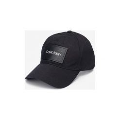 Calvin Klein Czapka z daszkiem Czarny. Czarne czapki męskie Calvin Klein, z aplikacjami, z bawełny. Za 187,95 zł.