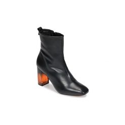 Botki KG by Kurt Geiger STRUT. Czarne botki damskie marki KG by Kurt Geiger, bez obcasa, bez zapięcia. Za 687,20 zł.