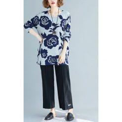 Sweter w kolorze szaro-czarnym ze wzorem. Szare swetry damskie Amato Rizzi, bez wzorów, ze splotem, z długim rękawem, długie, bez kaptura. W wyprzedaży za 114,95 zł.