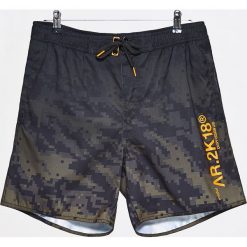 Spodenki kąpielowe - Khaki. Brązowe kąpielówki chłopięce marki Cropp, l. Za 59,99 zł.
