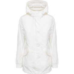 Parka WOOLRICH SUMMER. Białe kurtki damskie Woolrich, bez wzorów, bez kaptura. Za 1760,00 zł.