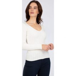 Sweter "Leg Hole" w kolorze białym. Białe swetry damskie Sir Raymond Taylor, xxl, z aplikacjami, z bawełny, bez rękawów, bez kaptura. W wyprzedaży za 129,95 zł.