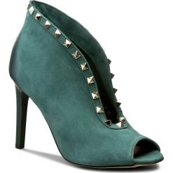 Buty zimowe damskie: Szpilki CARINII – B3898 I64-000-000-B16