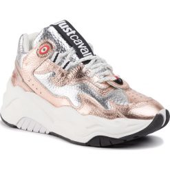 Sneakersy JUST CAVALLI - S09WS0074 962. Szare półbuty damskie Just Cavalli, na co dzień, bez wzorów, ze skóry ekologicznej, bez obcasa, na płaskiej podeszwie, bez zapięcia. Za 1529,00 zł.