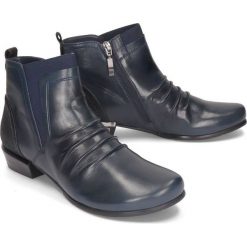 PIAZZA 96124-5 navy/blue, botki damskie. Niebieskie botki damskie Piazza, z polaru, na niskim obcasie, na obcasie, na zamek. Za 419,90 zł.