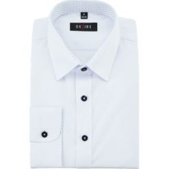 Bawełniana Koszula Męska, SLIM-FIT, Zdobiony Kołnierzyk, Długi Rękaw, Biała KSDWDSRE027. Białe koszule męskie Desire, m, z aplikacjami, z bawełny, eleganckie, bez kołnierzyka, z długim rękawem. Za 99,00 zł.