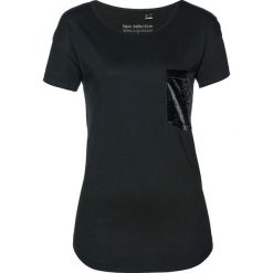T-shirt z aksamitną kieszonką bonprix czarny. Czarne t-shirty damskie bonprix, bez wzorów, bez kołnierzyka. Za 34,99 zł.