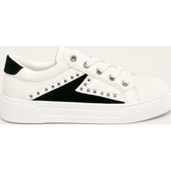 Answear - Buty. Białe buty sportowe damskie ANSWEAR, bez wzorów, z gumy, sportowe. W wyprzedaży za 59,90 zł.