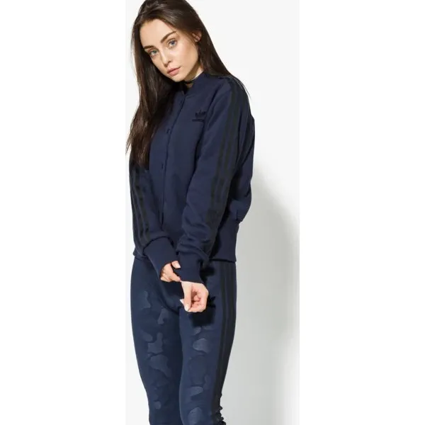Adidas Kurtka Collegiate Tt , granatowy, rozmiar M. Niebieskie kurtki sportowe damskie Adidas, s, bez wzorów, z bawełny, bez kaptura. W wyprzedaży za 229,99 zł.