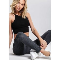 Granatowe Legginsy In The Works. Niebieskie legginsy damskie other, xl, bez wzorów. Za 29,99 zł.