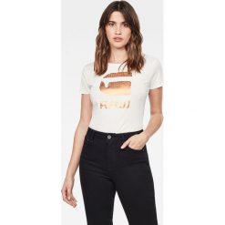 G-Star Raw - T-shirt. Białe bluzki damskie G-Star RAW, s, z nadrukiem, z bawełny, retro, z okrągłym kołnierzem. W wyprzedaży za 99,90 zł.