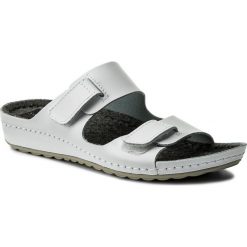 Klapki SERGIO BARDI - Casabona SS127335618PF 102. Białe klapki damskie marki Sergio Bardi, bez wzorów, ze skóry, bez obcasa. W wyprzedaży za 119,00 zł.