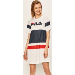 Fila - Sukienka. Białe sukienki damskie Fila, na co dzień, s, z nadrukiem, z poliesteru, casualowe, z okrągłym kołnierzem, z krótkim rękawem, krótkie, mini, proste. Za 259,90 zł.