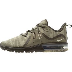 Nike Performance AIR MAX SEQUENT 3 PREMIUM Obuwie do biegania treningowe medium olive/beach/neutral olive/sequoia. Zielone buty do biegania męskie marki Nike Performance, z materiału. Za 459,00 zł.