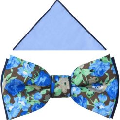 Brązowa mucha w niebieskie kwiaty A335. Pomarańczowe muszki męskie Adam Collection - Krawaty i dodatki, na co dzień, w kwiaty, z bawełny, eleganckie. Za 49,50 zł.