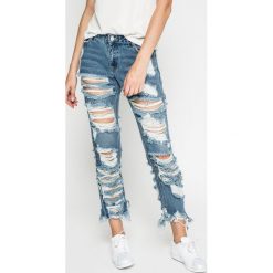 Missguided - Jeansy. Niebieskie jeansy damskie marki Missguided. W wyprzedaży za 69,90 zł.