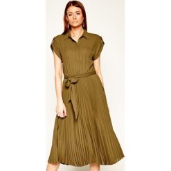 Sukienka koszulowa Lauren Ralph Lauren 200794828. Zielone sukienki damskie Lauren Ralph Lauren, na co dzień, bez wzorów, z poliesteru, z koszulowym kołnierzykiem, bez rękawów, proste. Za 979,00 zł.