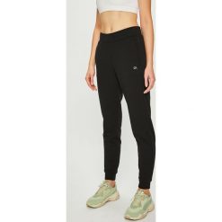 Calvin Klein Performance - Spodnie. Czarne spodnie damskie marki Calvin Klein Performance, s, z bawełny. Za 299,90 zł.