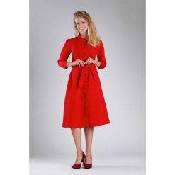 Czerwona Elegancka Szmizjerka z Rękawem 3/4. Czerwone sukienki damskie Molly.pl, do pracy, s, w paski, z tkaniny, eleganckie, z koszulowym kołnierzykiem, bez rękawów, rozkloszowane. Za 179,90 zł.