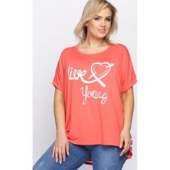 Koralowy T-shirt Robbery. Pomarańczowe bluzki damskie marki Born2be, m. Za 29,99 zł.