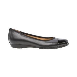 Gabor Balerinki czarny female czarny 38. Czarne baleriny damskie Gabor, bez wzorów, ze skóry, eleganckie, bez obcasa. Za 329,00 zł.