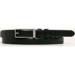 Calvin Klein - Pasek skórzany. Czarne paski damskie Calvin Klein, w paski, ze skóry. W wyprzedaży za 129,90 zł.