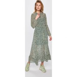 Only - Sukienka. Szare sukienki damskie marki ONLY, na co dzień, bez wzorów, z poliesteru, casualowe, bez kołnierzyka, z krótkim rękawem, krótkie, mini, proste. Za 249,90 zł.