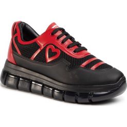 Sneakersy LOVE MOSCHINO - JA15225G0AJS100B Nero/Vit. Rosso. Czerwone półbuty damskie Love Moschino, ze skóry ekologicznej. W wyprzedaży za 759,00 zł.