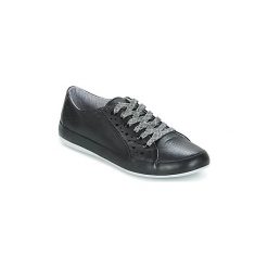 Buty TBS TATIANA. Czarne koturny damskie TBS, na niskim obcasie, na koturnie, bez zapięcia. Za 154,50 zł.