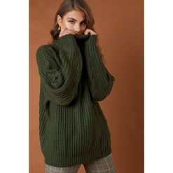 Swetry oversize damskie: NA-KD Trend Sweter z grubej dzianiny - Green
