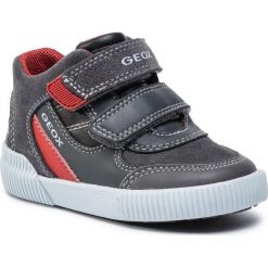 Sneakersy GEOX - B Kilwi B. A B94A7A 022ME C0062 M Dk Grey/Black. Szare trampki chłopięce Geox, bez wzorów, z zamszu, bez zapięcia. W wyprzedaży za 189,00 zł.