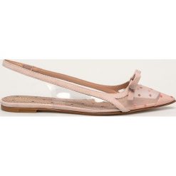 Red Valentino - Baleriny. Różowe baleriny damskie Red Valentino, bez wzorów, ze skóry, bez obcasa, na obcasie. W wyprzedaży za 1149,00 zł.