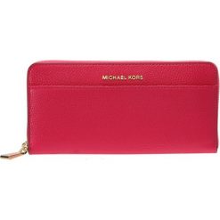 MICHAEL Michael Kors MERCER POCKET Portfel ultra pink. Czerwone portfele damskie marki MICHAEL Michael Kors. Za 629,00 zł.