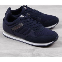 Buty sportowe męskie granatowe McBraun - granatowy. Niebieskie buty sportowe męskie McBraun. Za 60,00 zł.