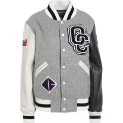 Opening Ceremony OC CLASSIC VARSITY JACKET Kurtka skórzana light grey multi. Szare kurtki damskie marki Opening Ceremony, z wełny. W wyprzedaży za 827,60 zł.