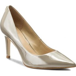 Szpilki: Szpilki GUESS – Ele7 FLEL73 PAT08 BEIGE