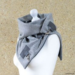 Szal wełna w jodełkę ze skórą Unisex -Szary. Szare szaliki damskie marki Pakamera, ze skóry. Za 119,00 zł.